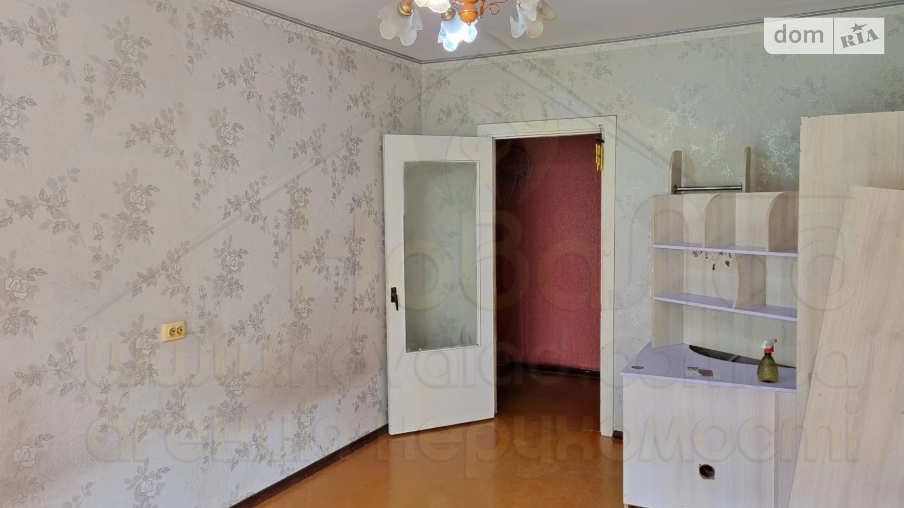 Продается 1-комнатная квартира 39 кв. м в Чернигове, ул. 1-й танковой бригады(Генерала Белова)