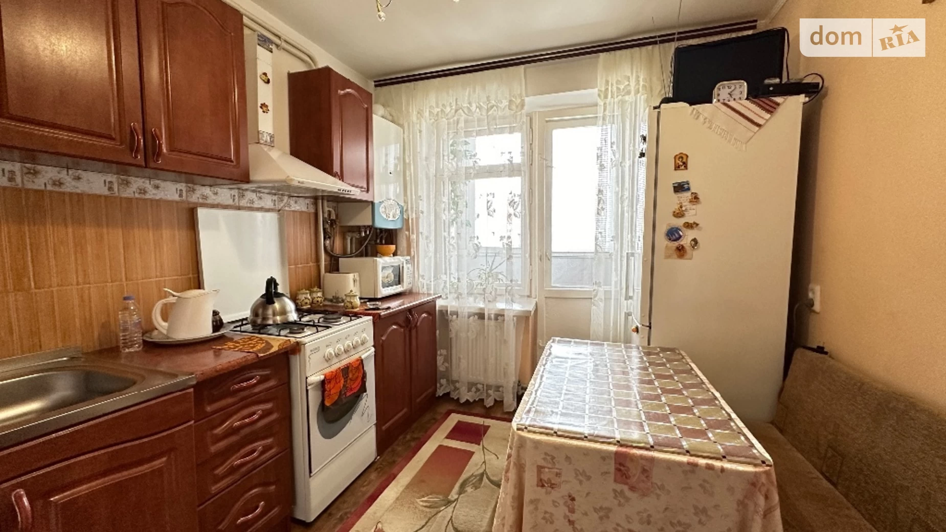 Продается 2-комнатная квартира 54 кв. м в Ивано-Франковске, ул. Довженко А.