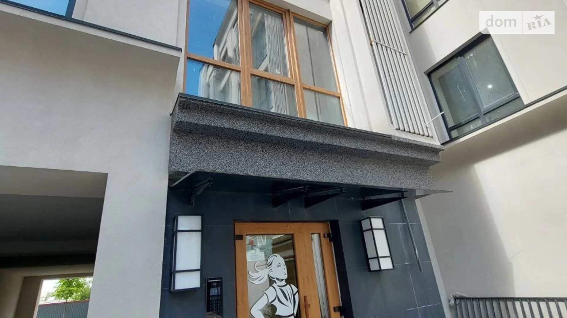 Продается 1-комнатная квартира 26 кв. м в Ирпене, ул. Николая Сингаевского(Новооскольская)