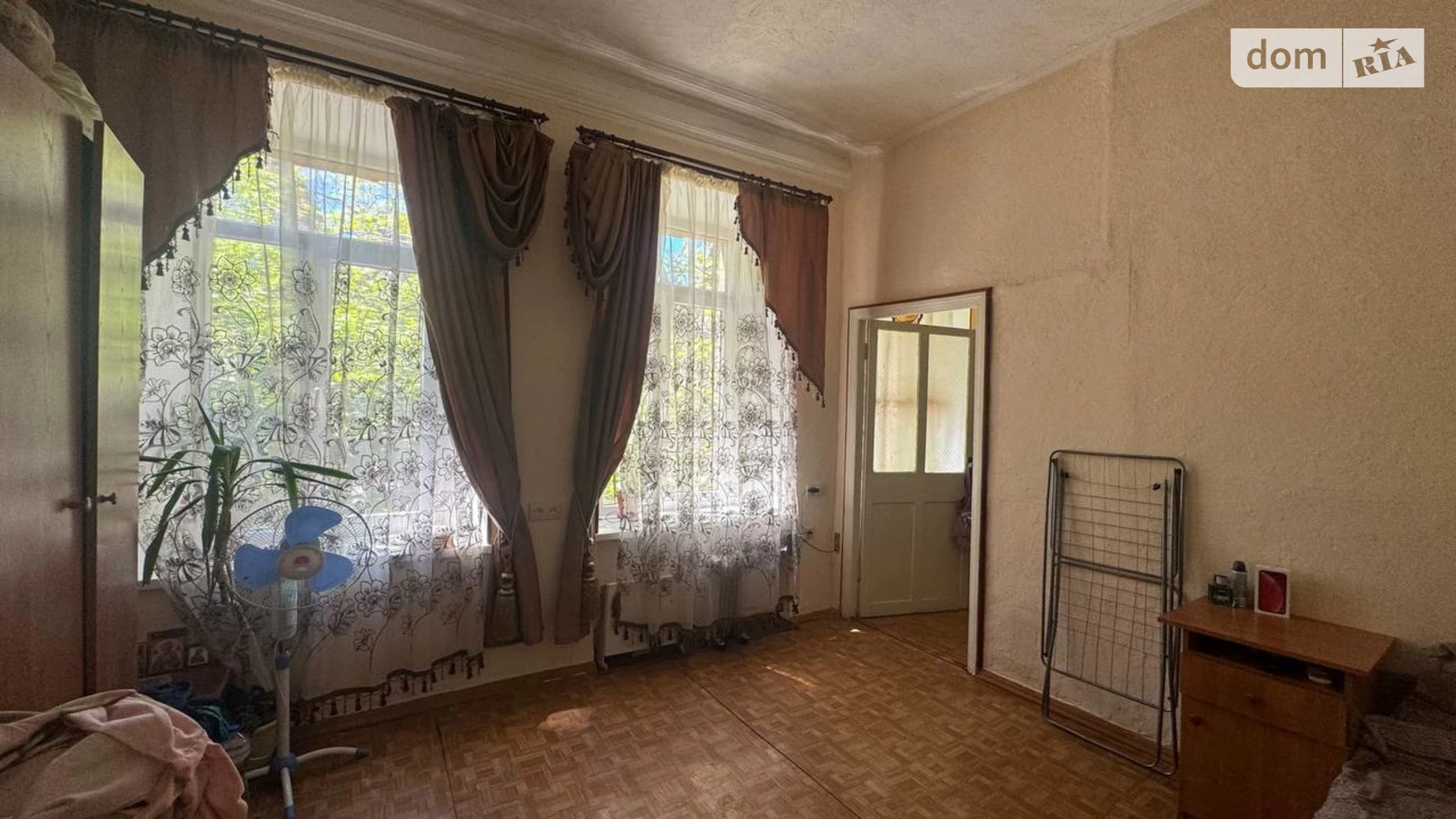 Продается 2-комнатная квартира 45 кв. м в Одессе, ул. Генерала Ватутина