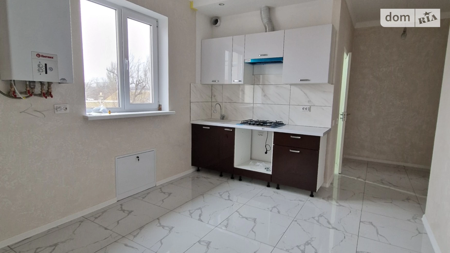 Продається 1-кімнатна квартира 28.8 кв. м у Одесі, вул. Рощева