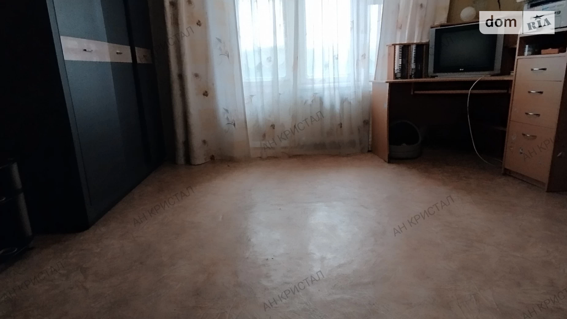 Продается 1-комнатная квартира 40 кв. м в Черноморске, ул. Виталия Шума