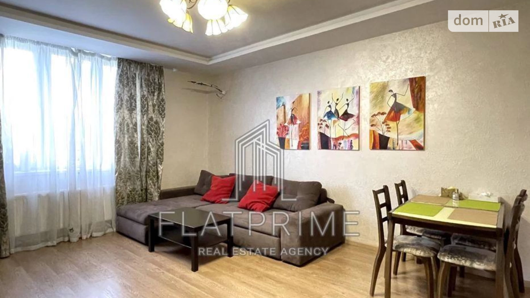 Продается 2-комнатная квартира 88 кв. м в Киеве, ул. Рижская, 73Г