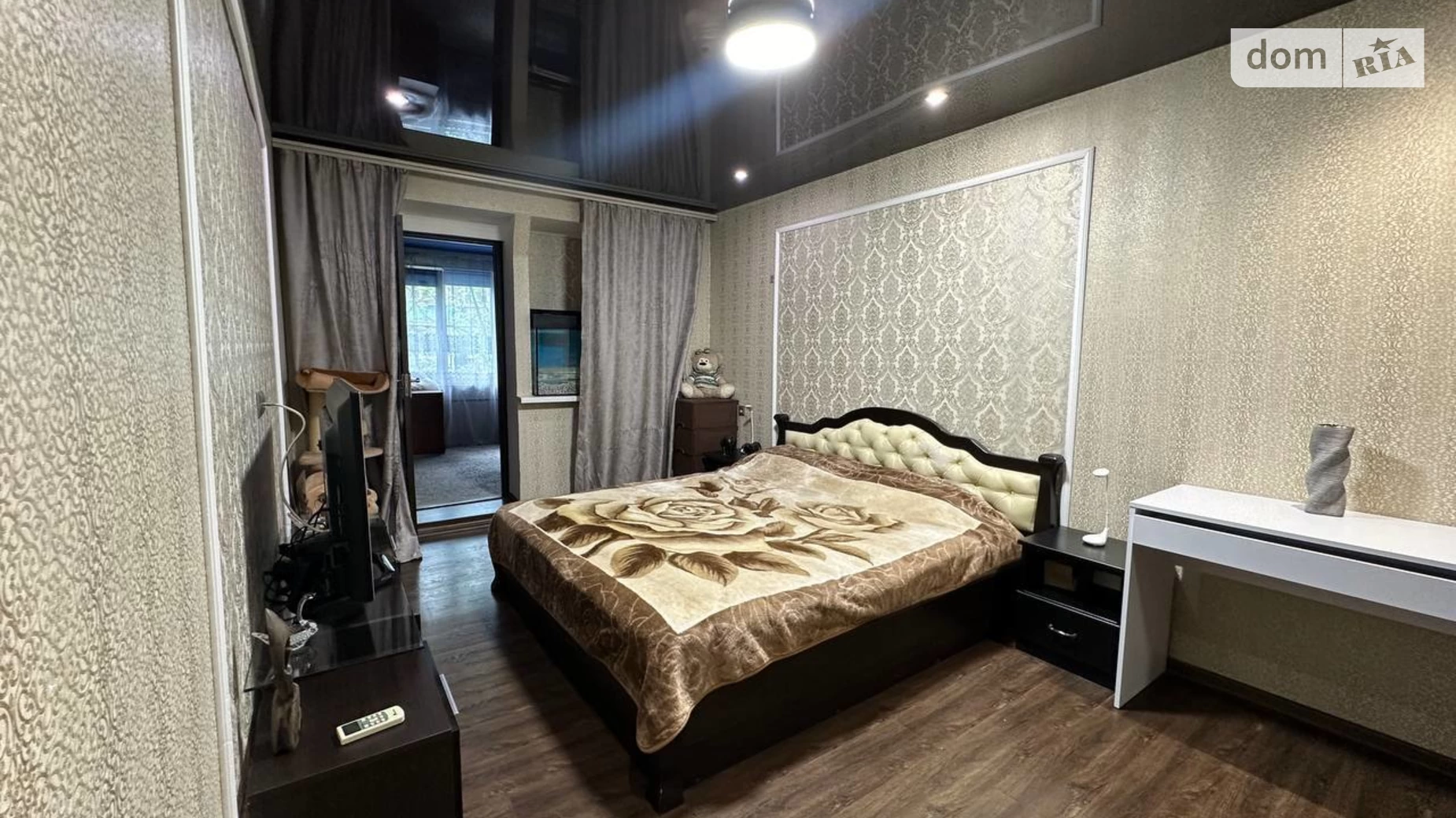 Продается 2-комнатная квартира 47 кв. м в Одессе, ул. Ивана и Юрия Лип