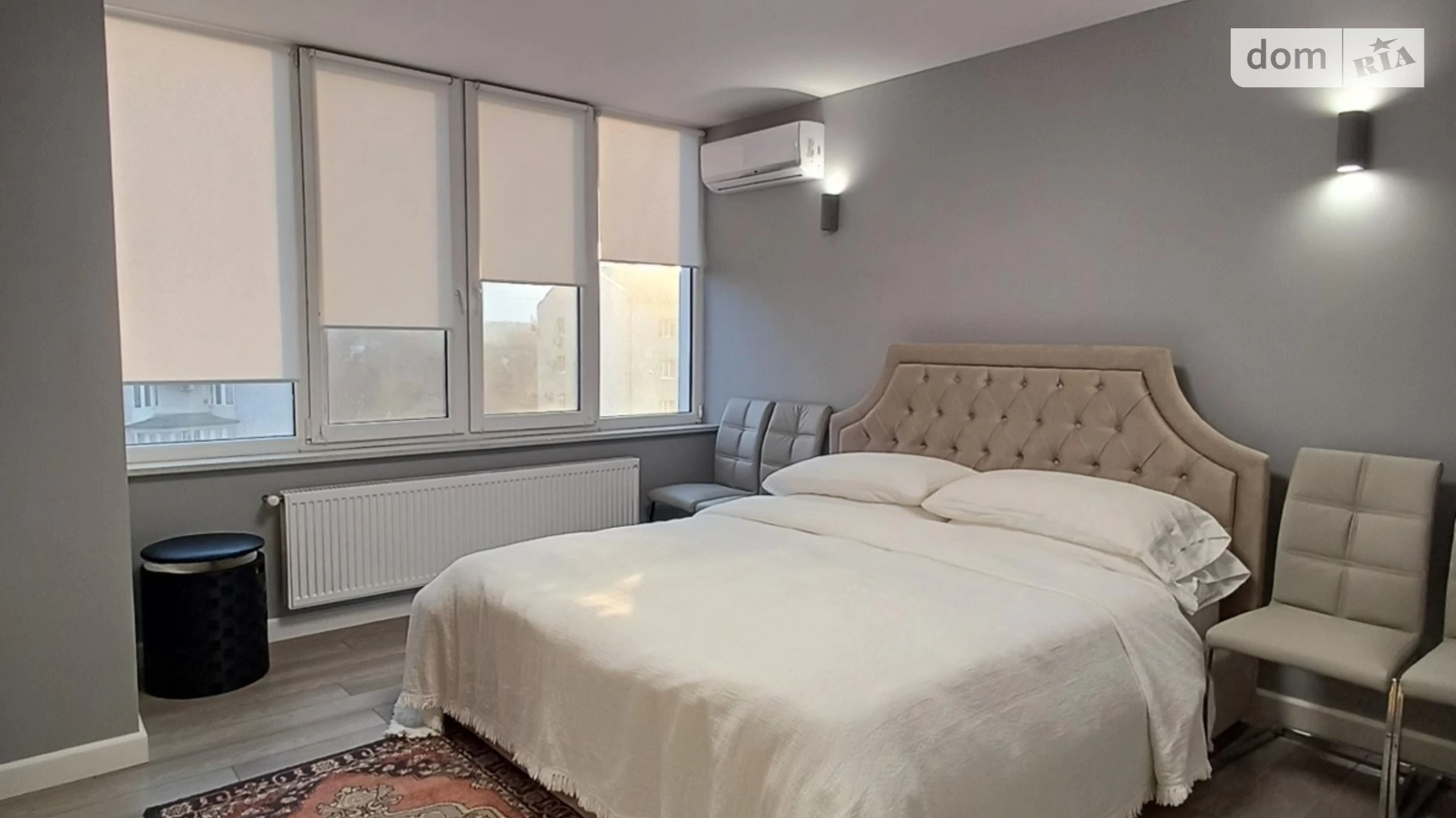 Продается 2-комнатная квартира 75 кв. м в Черновцах