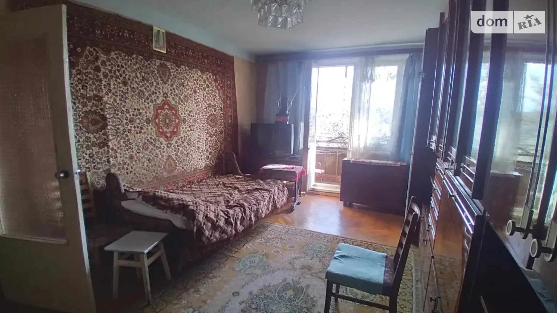 Продается 3-комнатная квартира 71 кв. м в Пустомытах, ул. Казацкая