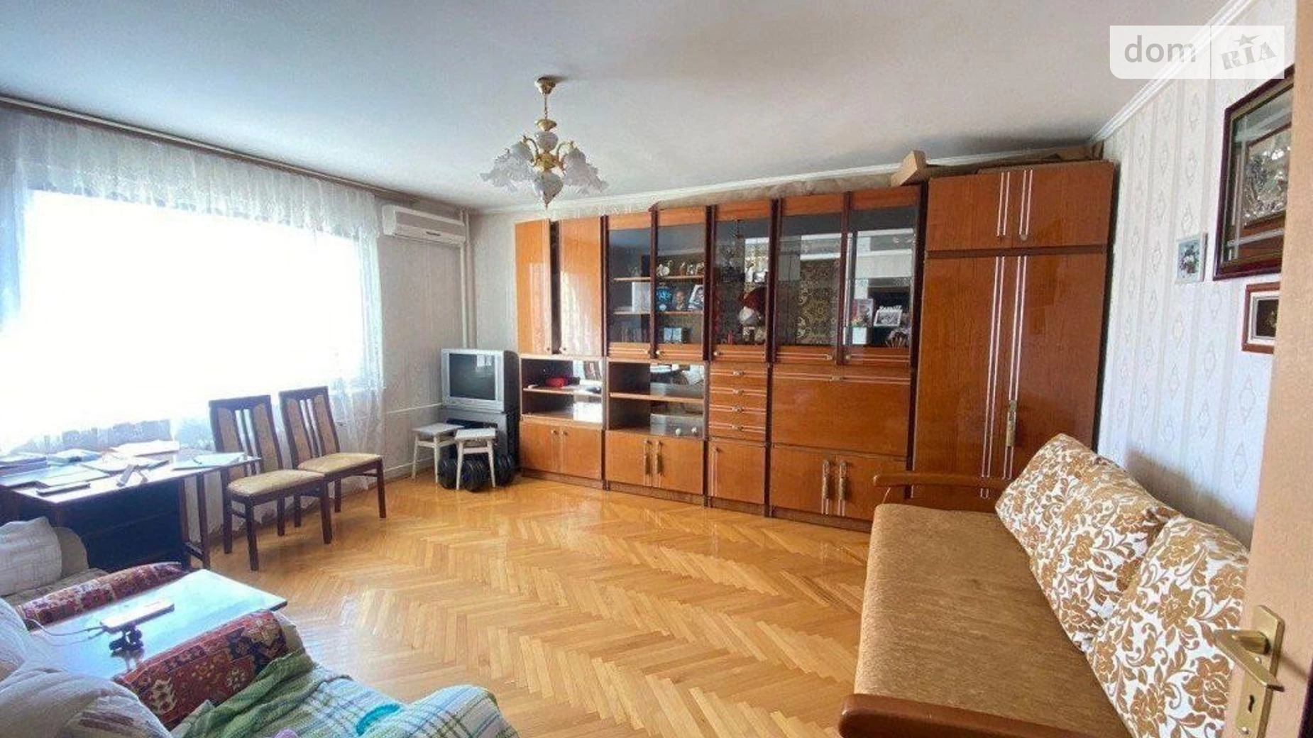 Продается 2-комнатная квартира 65 кв. м в Киеве, ул. Ивана Пулюя, 1
