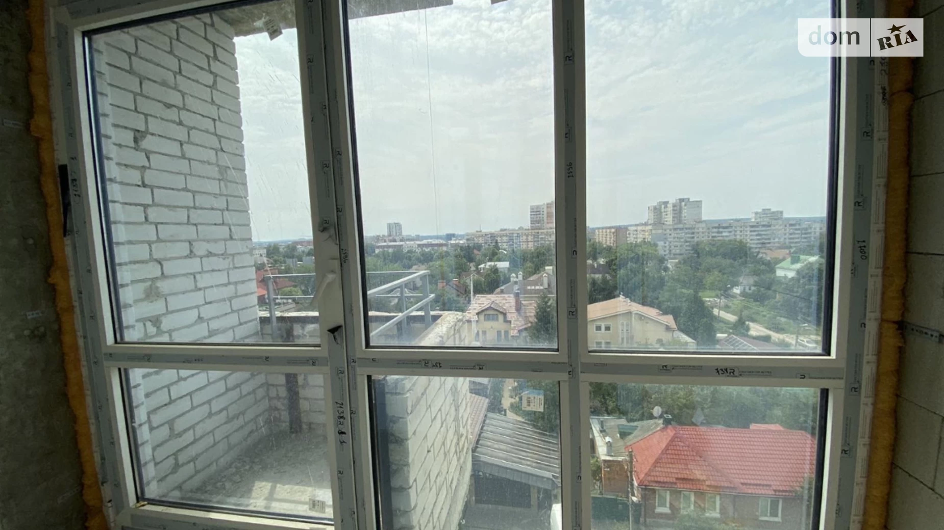 Продается 1-комнатная квартира 51 кв. м в Харькове, ул. Авиационная, 39 - фото 2