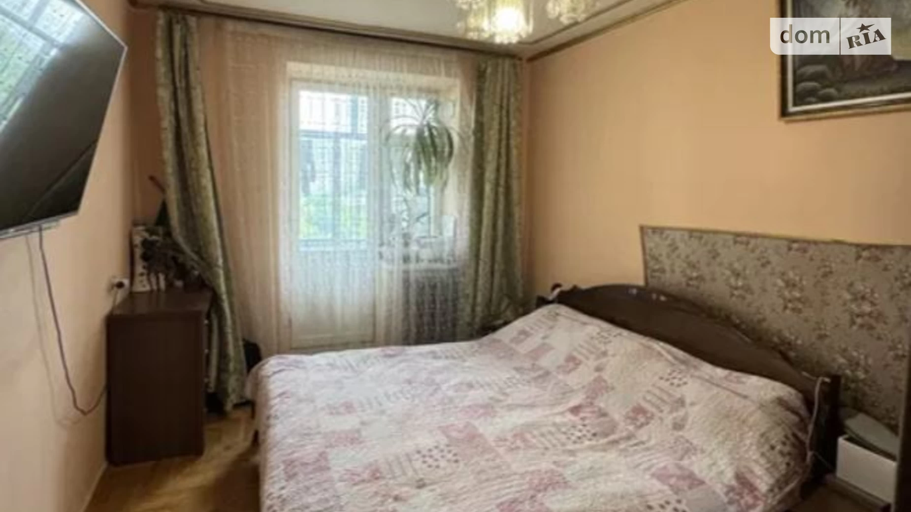 Продается 3-комнатная квартира 65.7 кв. м в Львове, ул. Широкая