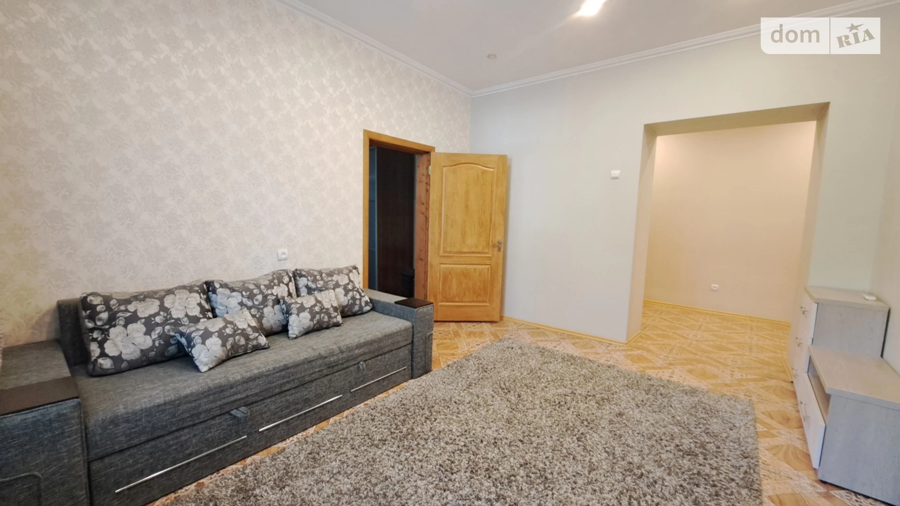 Продається 2-кімнатна квартира 52.2 кв. м у Миколаєві