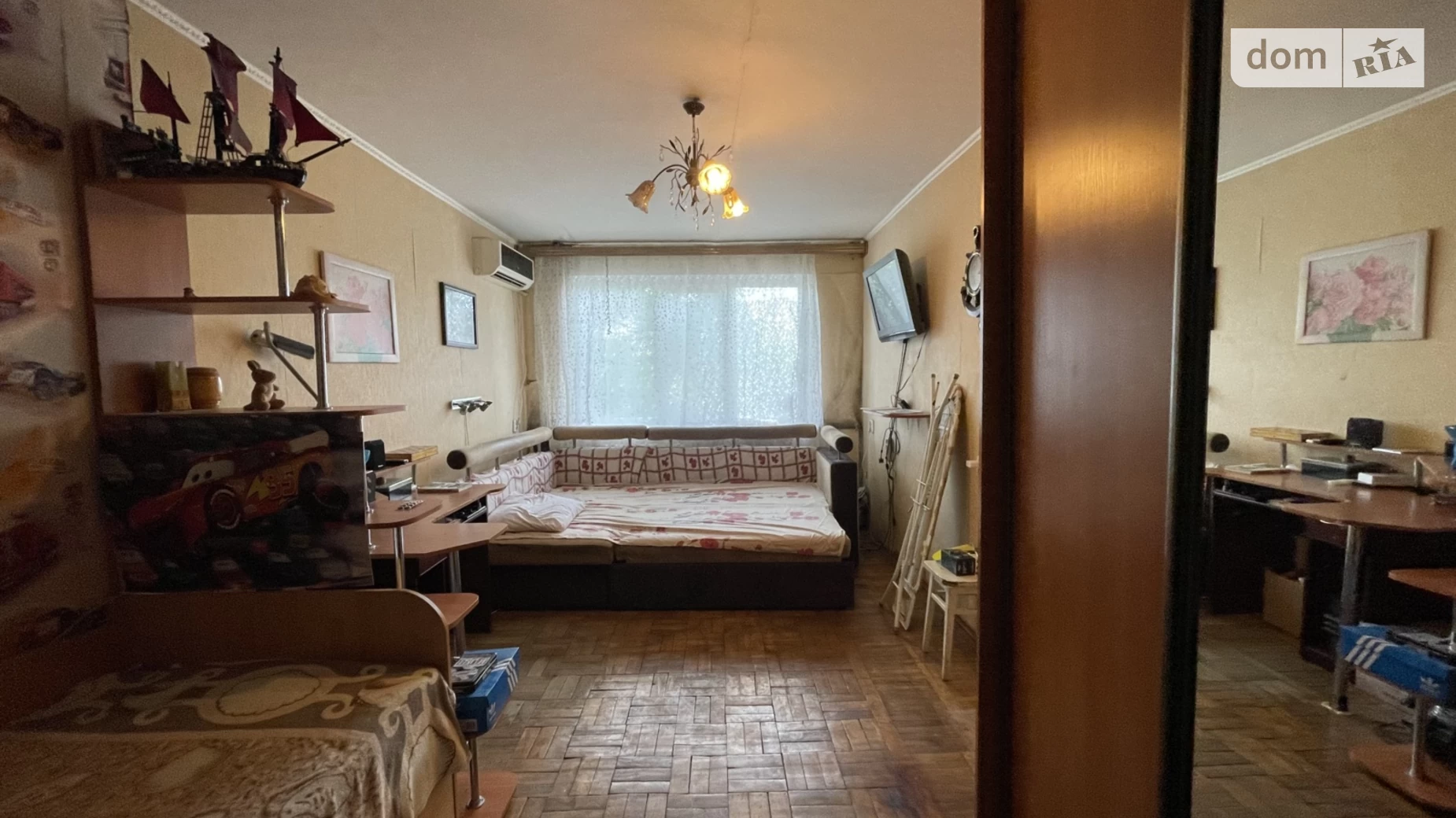 Продается 2-комнатная квартира 46 кв. м в Одессе, ул. Кирпичнозаводская