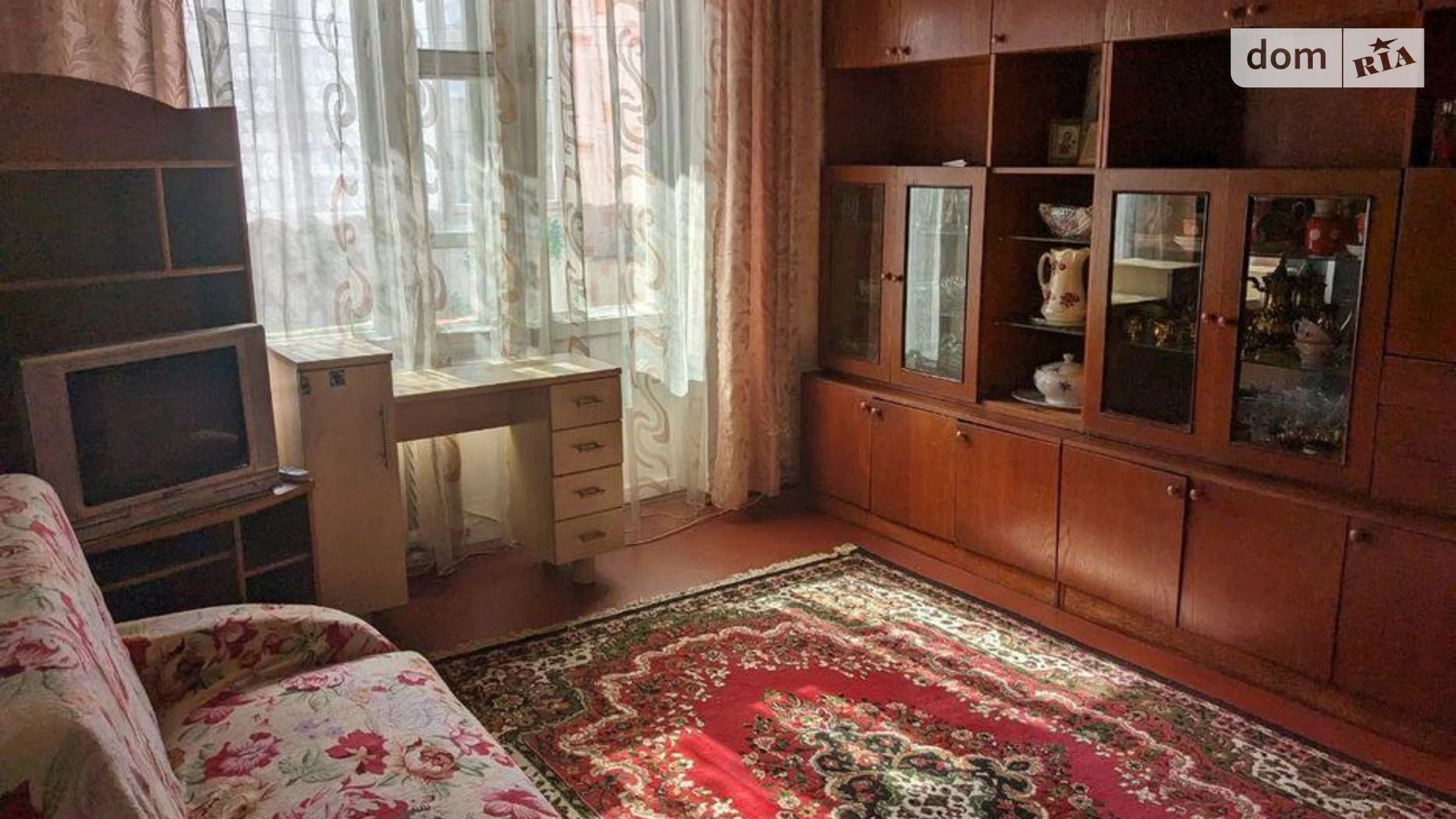 Продается 1-комнатная квартира 34 кв. м в Киеве, ул. Симиренко, 26