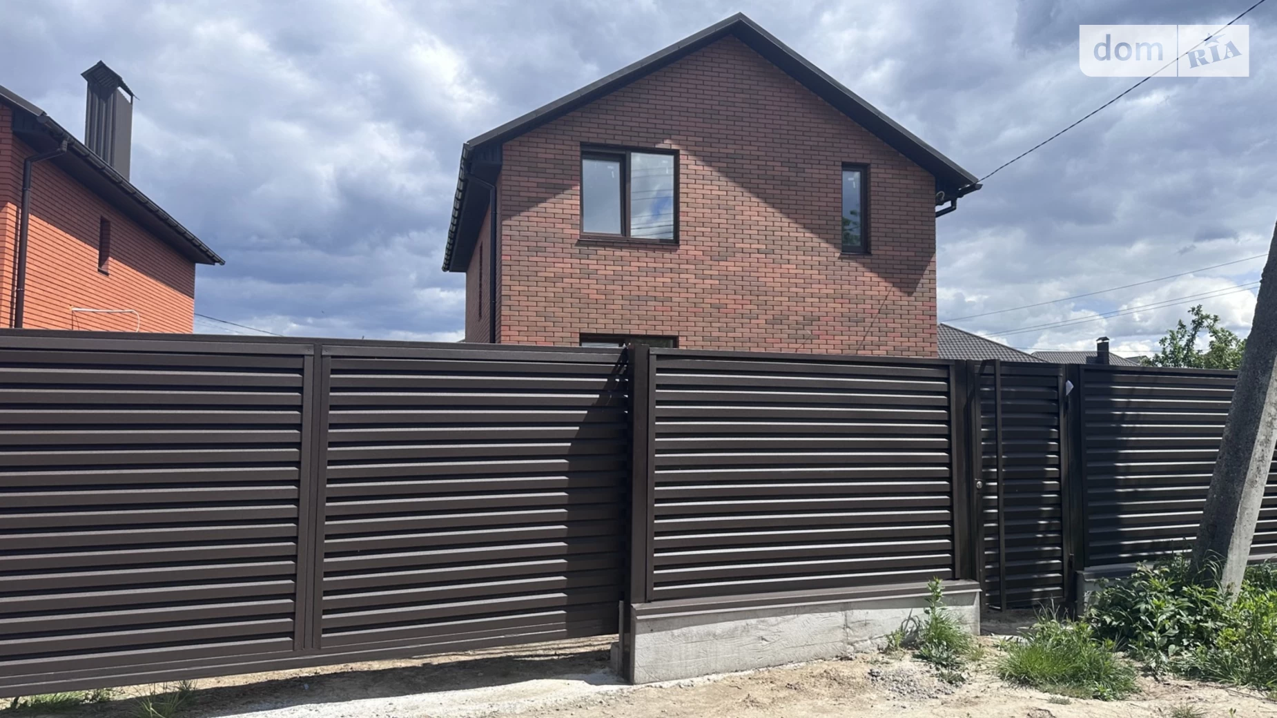 Продается дом на 2 этажа 110 кв. м с гаражом, цена: 84999 $ - фото 2
