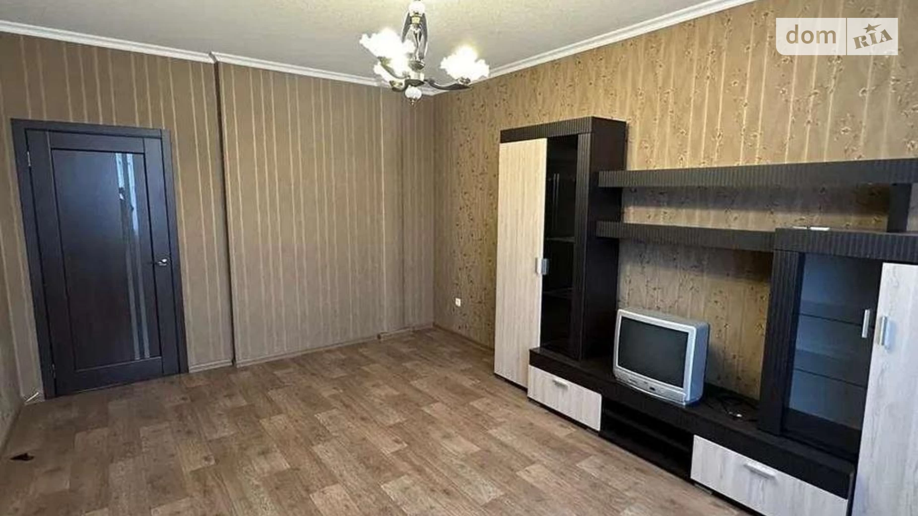 Продається 1-кімнатна квартира 42 кв. м у Харкові, просп. Ювілейний, 61Д