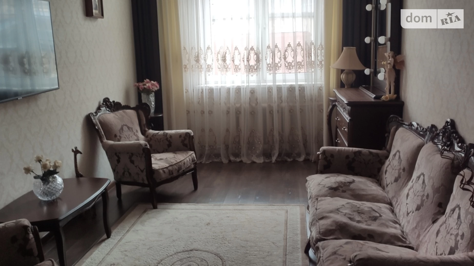 Продается 2-комнатная квартира 50 кв. м в Одессе, ул. Адмирала Лазарева