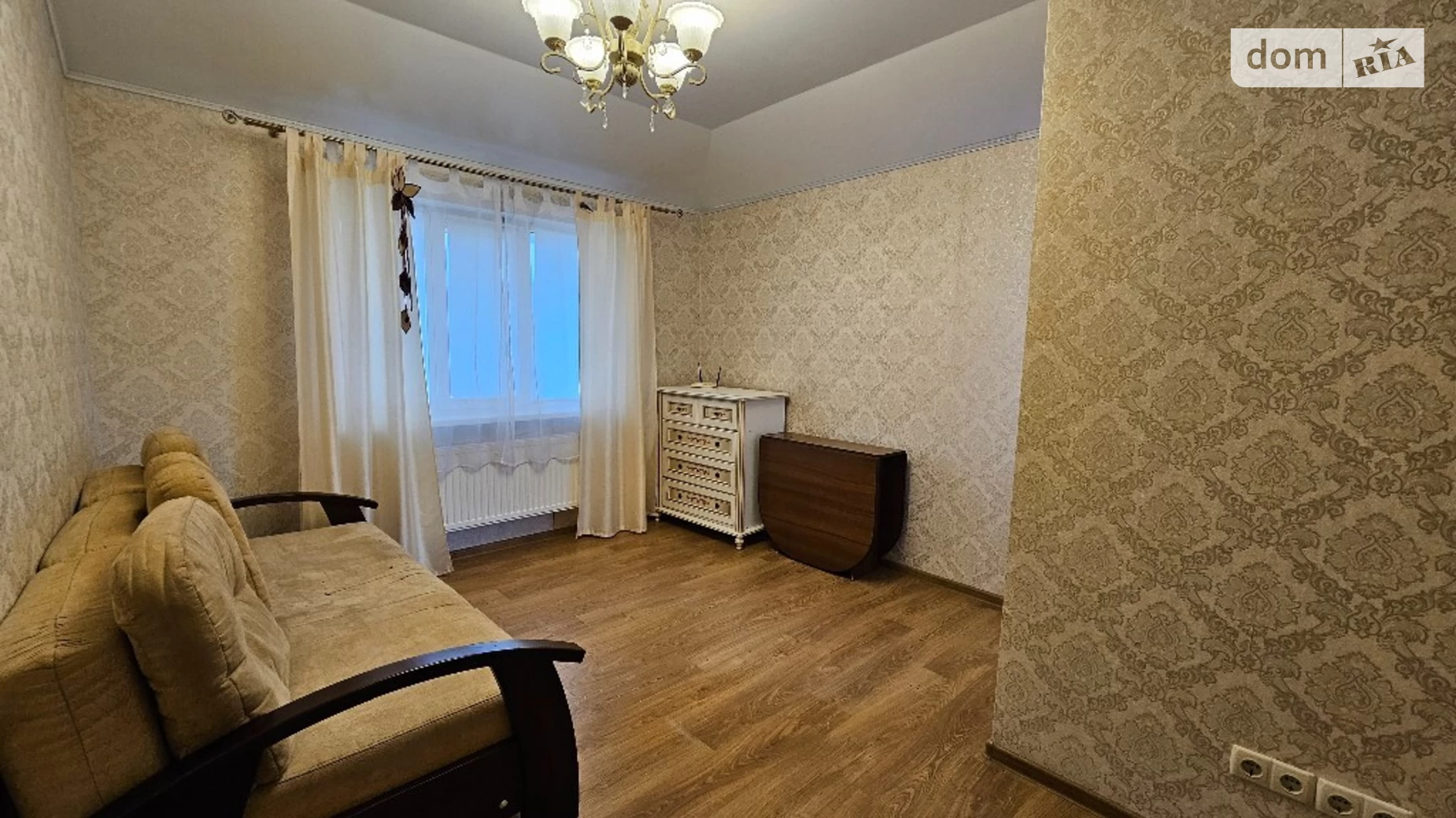 Продается 1-комнатная квартира 32 кв. м в Ирпене, ул. Мечникова, 68