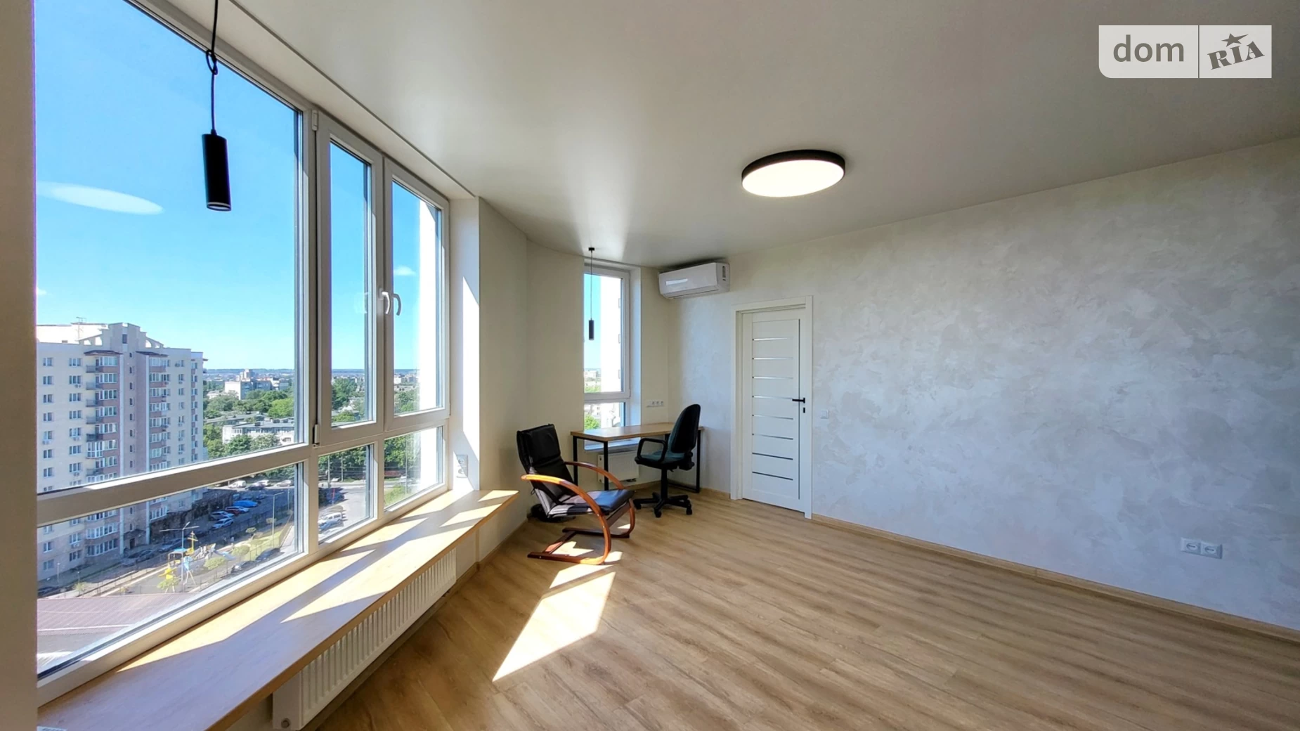 Продается 2-комнатная квартира 63.3 кв. м в Виннице