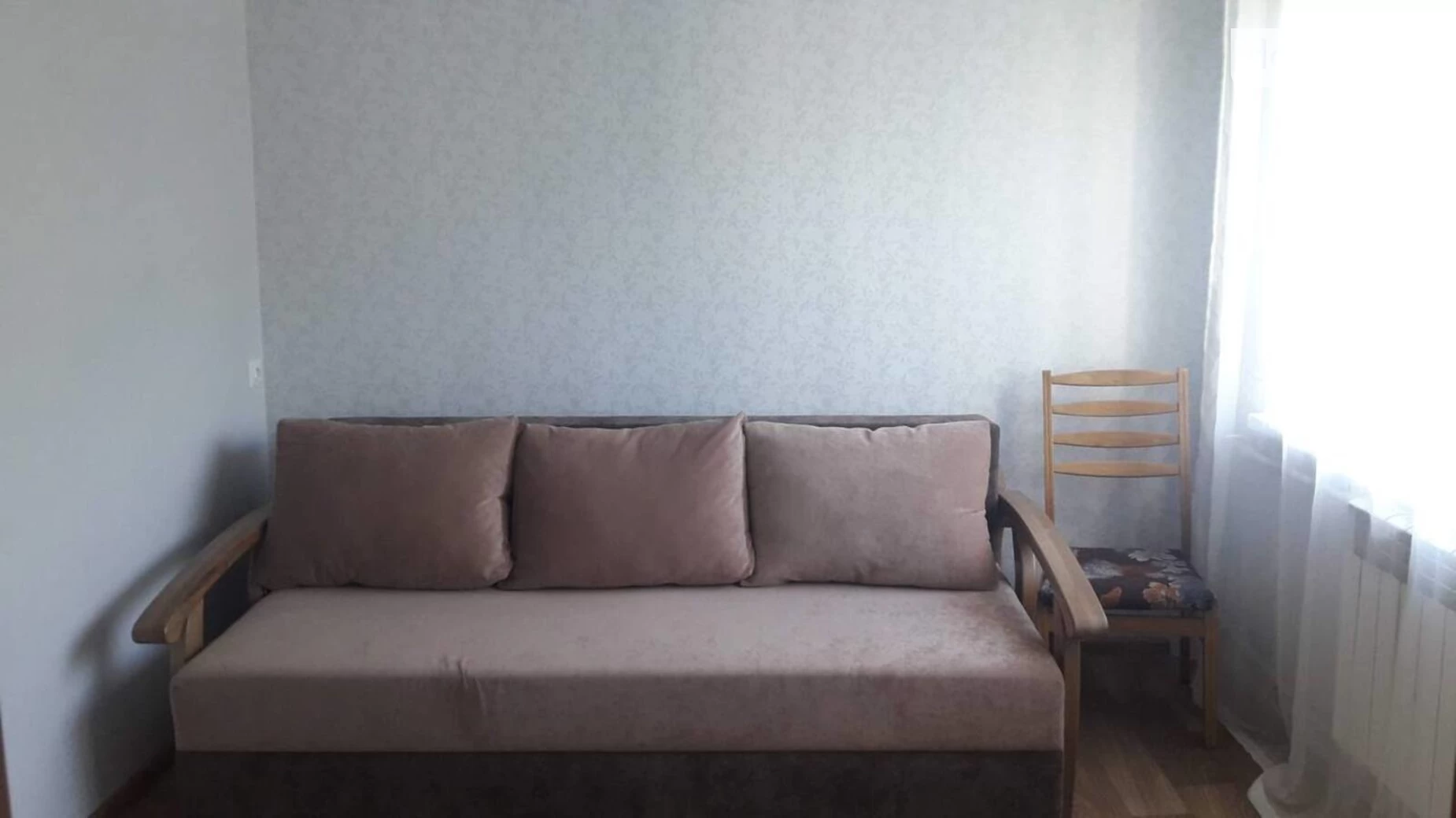 Продается 3-комнатная квартира 47 кв. м в Харькове, просп. Юбилейный, 94