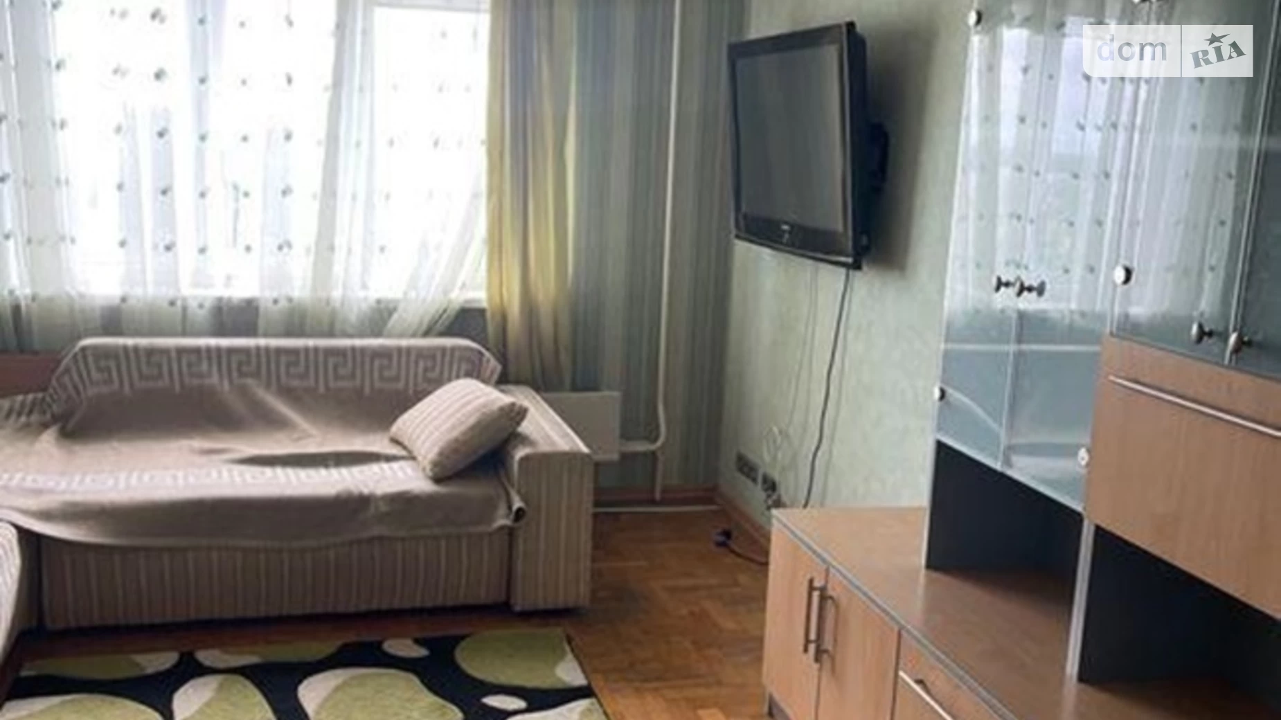 Продается 2-комнатная квартира 57 кв. м в Киеве, ул. Миропольская, 13