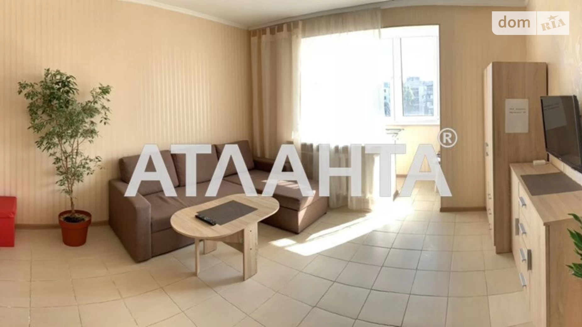 Продается 1-комнатная квартира 40 кв. м в Одессе, Николаевская дор.