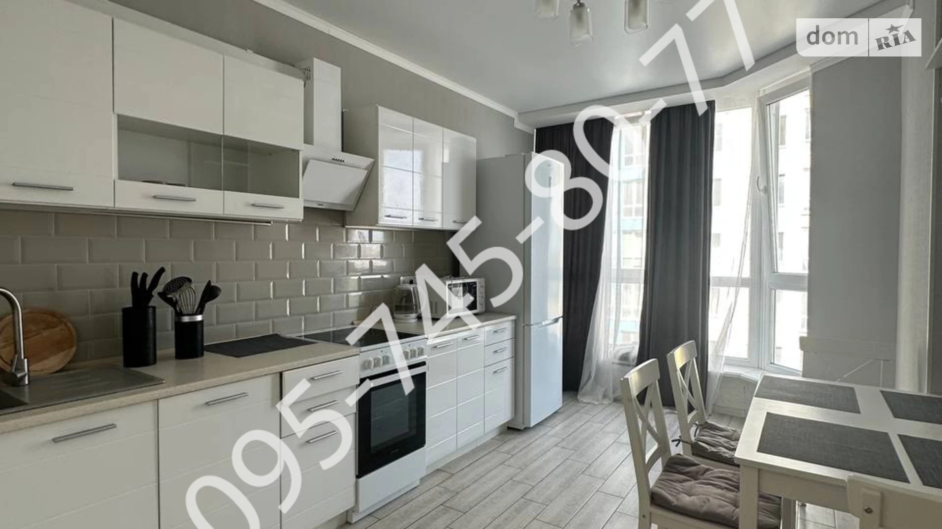 Продается 1-комнатная квартира 37 кв. м в Одессе, ул. Академика Вильямса, 95 - фото 3