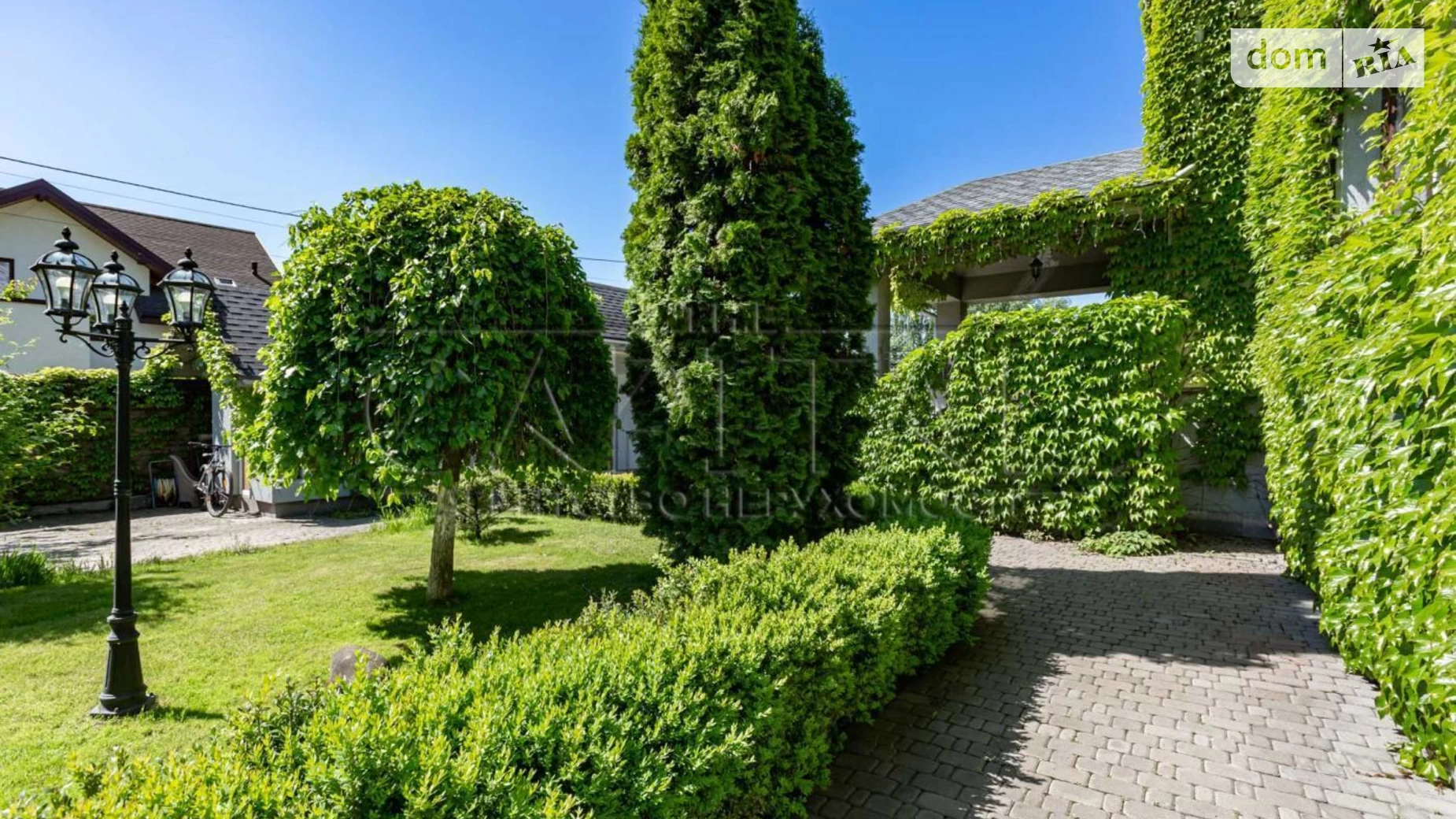 Продается дом на 2 этажа 600 кв. м с камином, цена: 770000 $ - фото 4