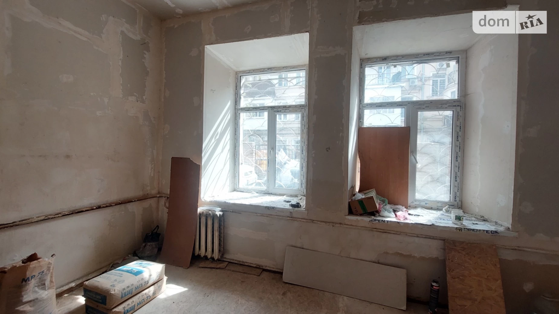Продается 2-комнатная квартира 45 кв. м в Одессе, ул. Канатная
