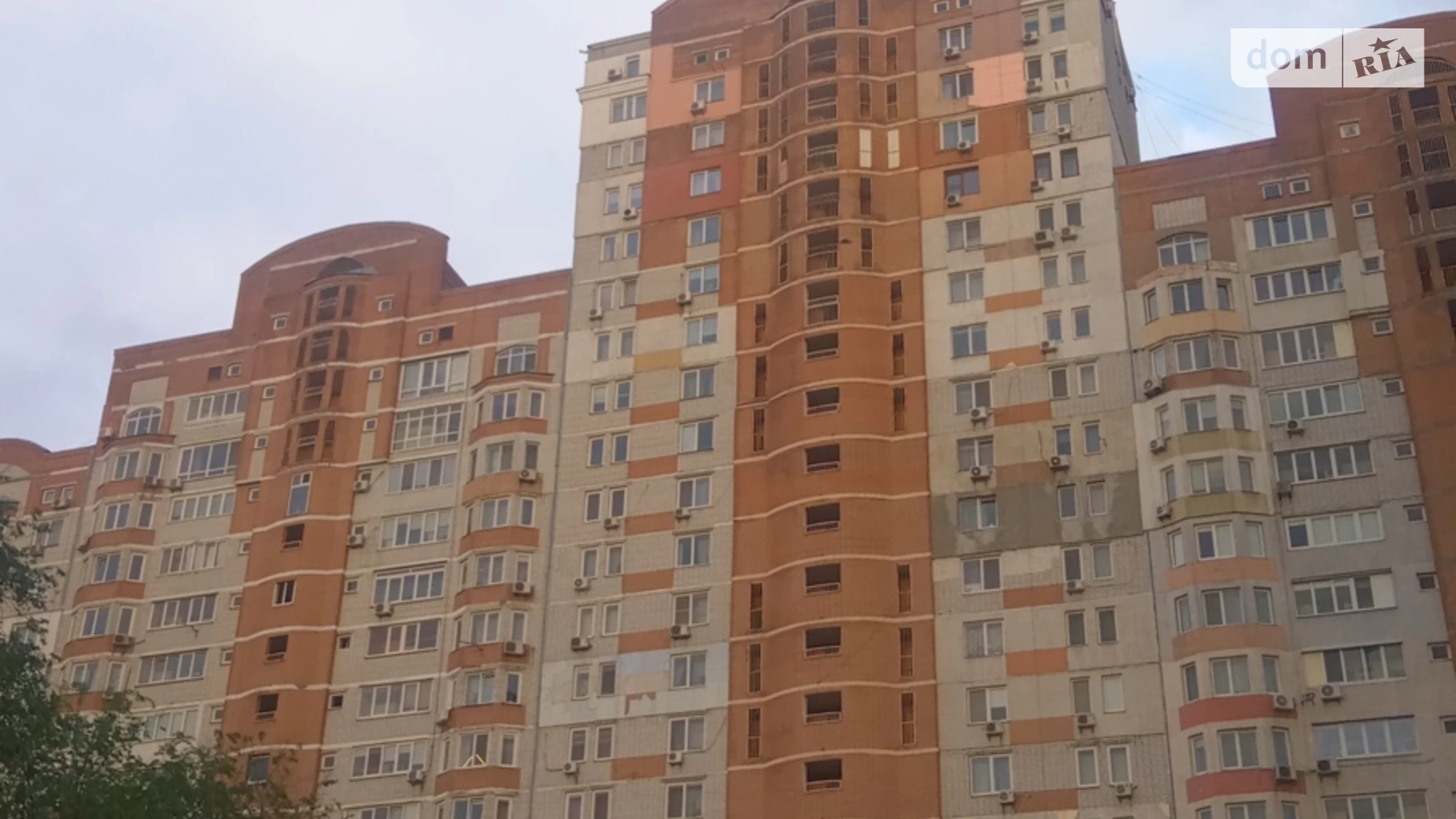 Продается 3-комнатная квартира 96 кв. м в Киеве, ул. Николая Амосова, 4 - фото 2