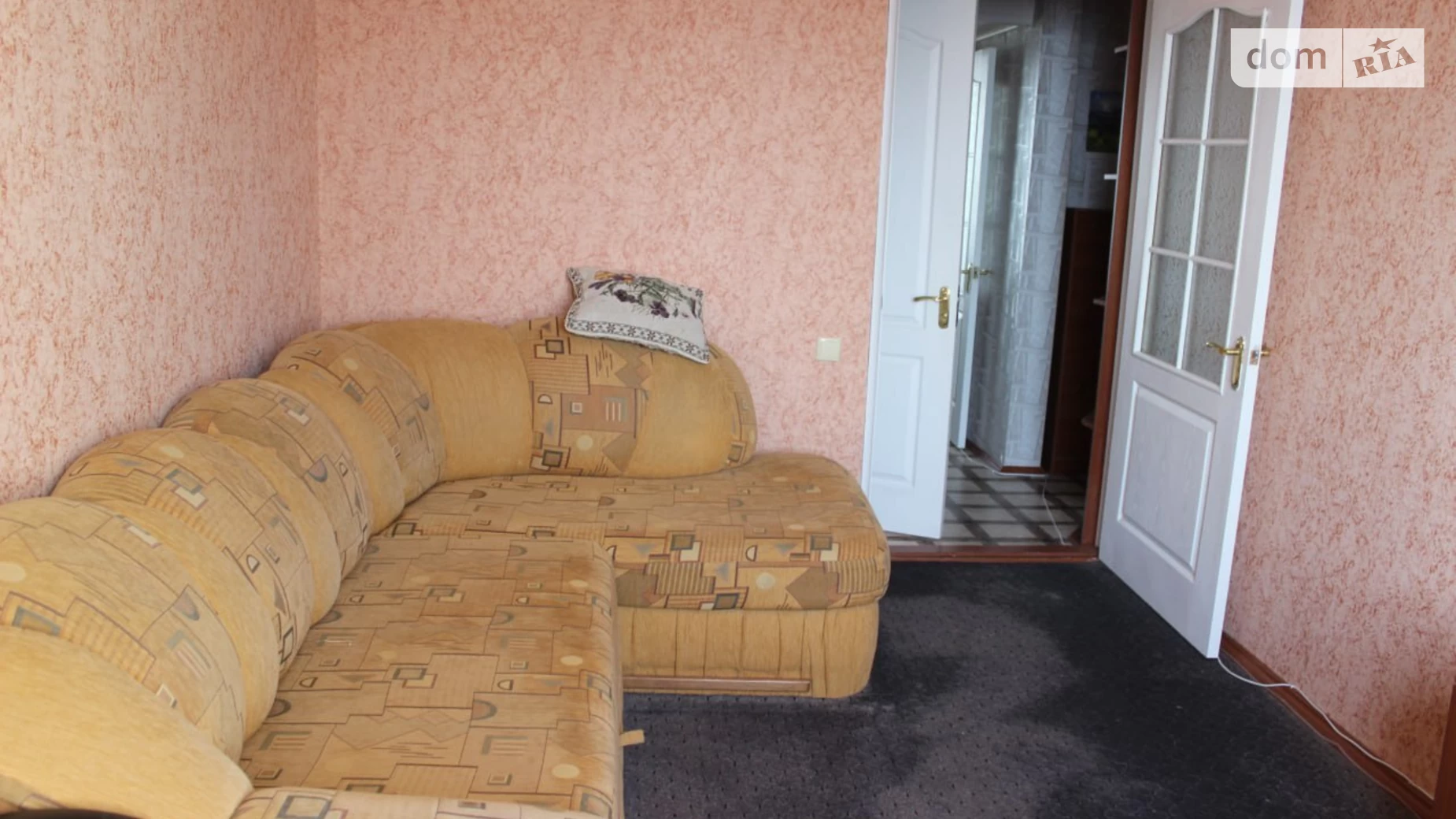 Продается 2-комнатная квартира 55 кв. м в Черноморском, ул. Гвардейская, 49 - фото 4