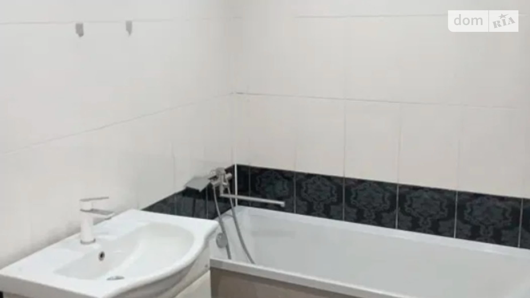 Продается одноэтажный дом 60 кв. м с террасой, цена: 18000 $ - фото 3