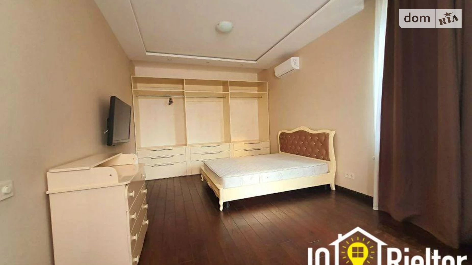 Продается 2-комнатная квартира 110 кв. м в Козине, ул. Киевская, 169