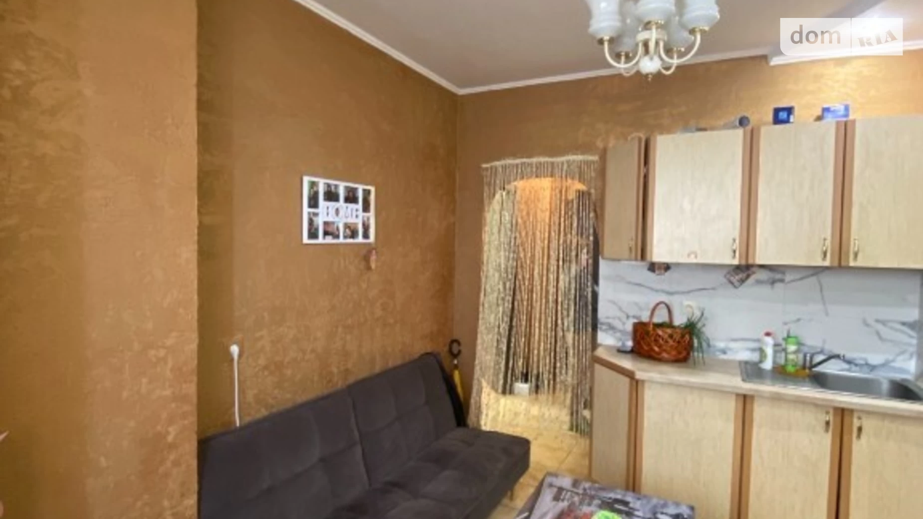 Продается 1-комнатная квартира 38 кв. м в Одессе, ул. Левитана