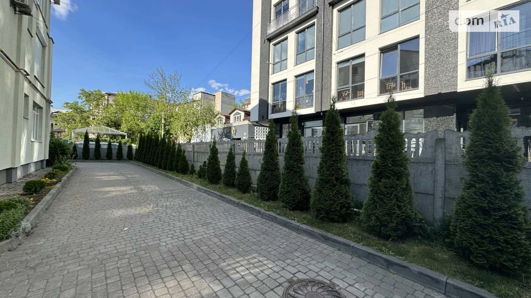 Продається 2-кімнатна квартира 61 кв. м у Івано-Франківську, вул. Стрільців Січових - фото 3