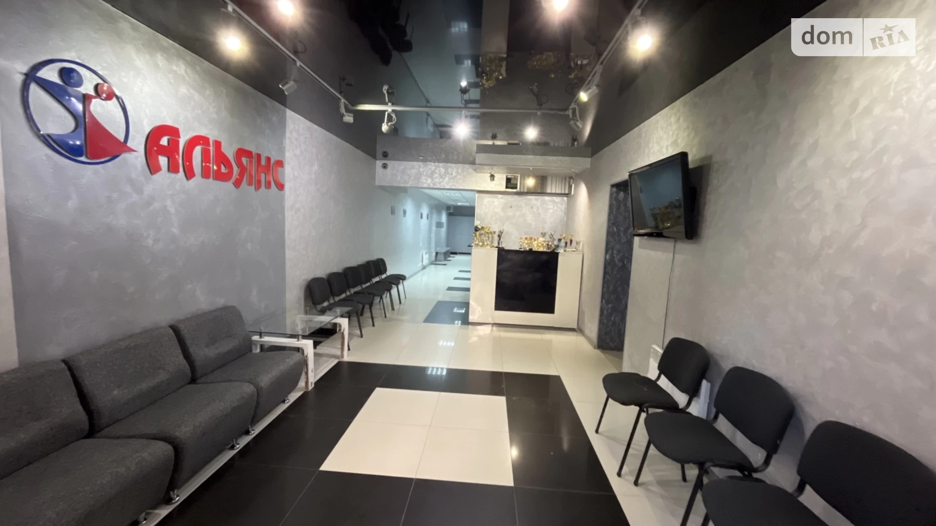 Продается объект сферы услуг 269 кв. м в 9-этажном здании, цена: 169000 $ - фото 2