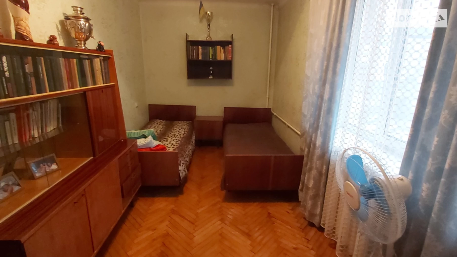 Продается 2-комнатная квартира 45 кв. м в Киеве, ул. Дмитрия Багалия(Пожарского)