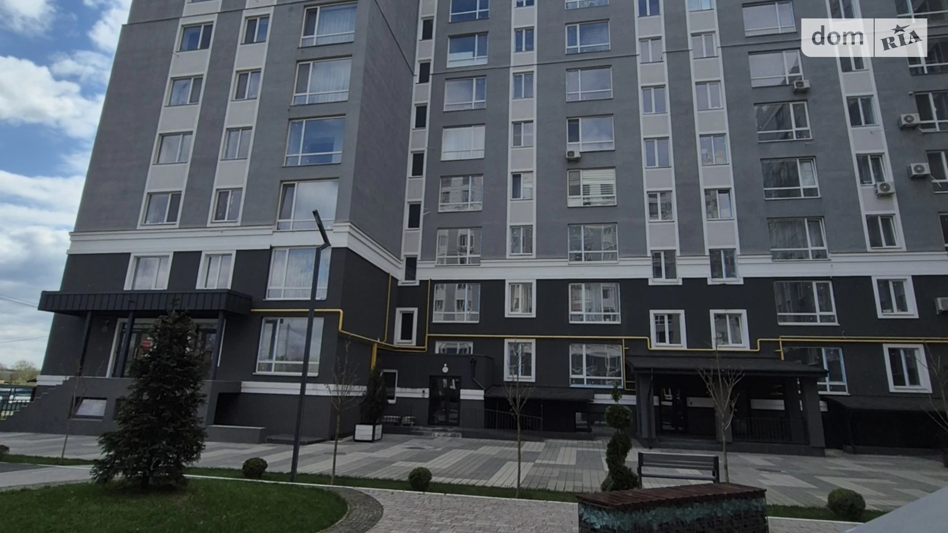 Продается 1-комнатная квартира 32 кв. м в Буче, ул. Ивана Кожедуба