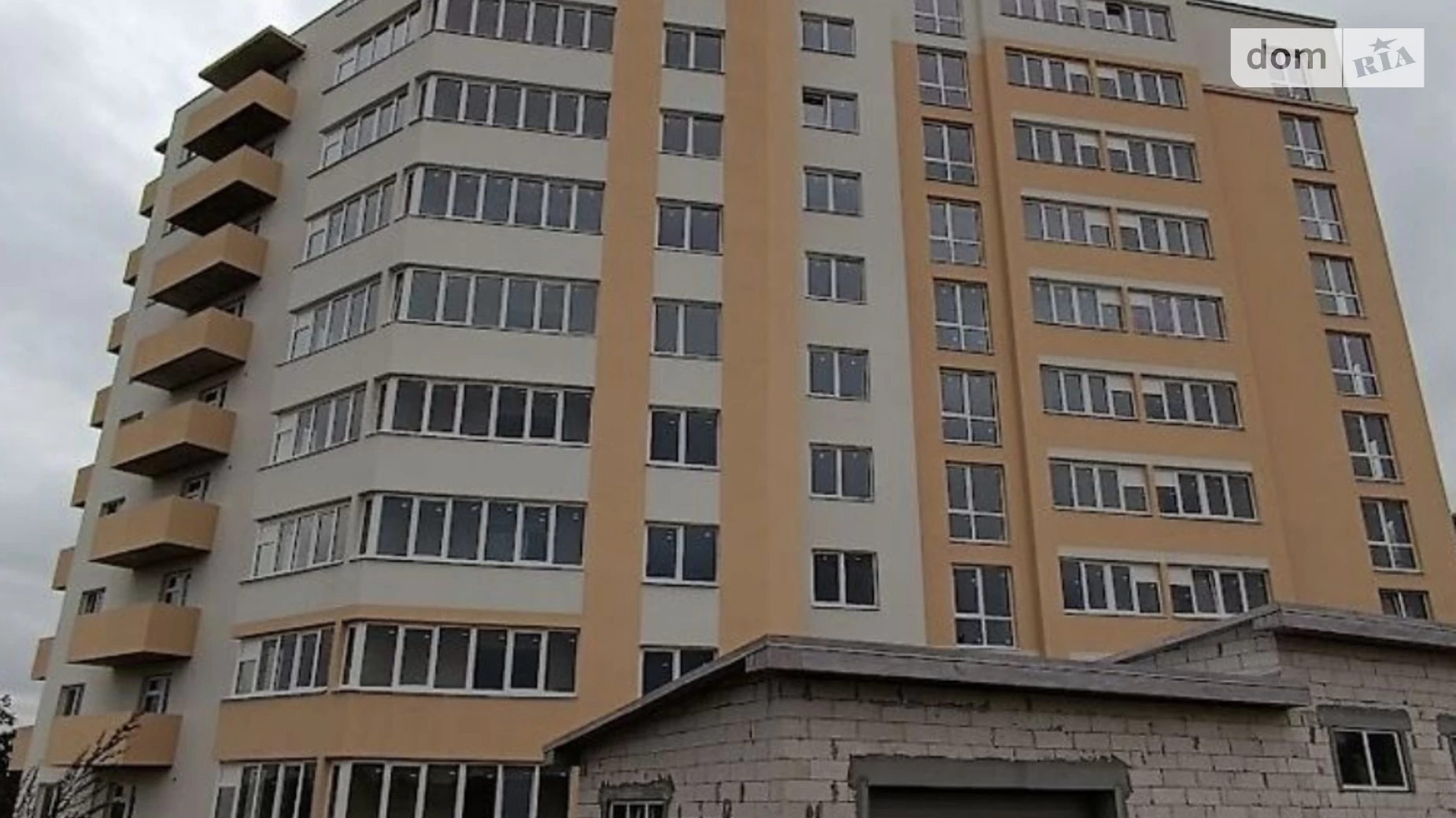 2-комнатная квартира 67 кв. м в Тернополе, ул. Довженко Александра, 32