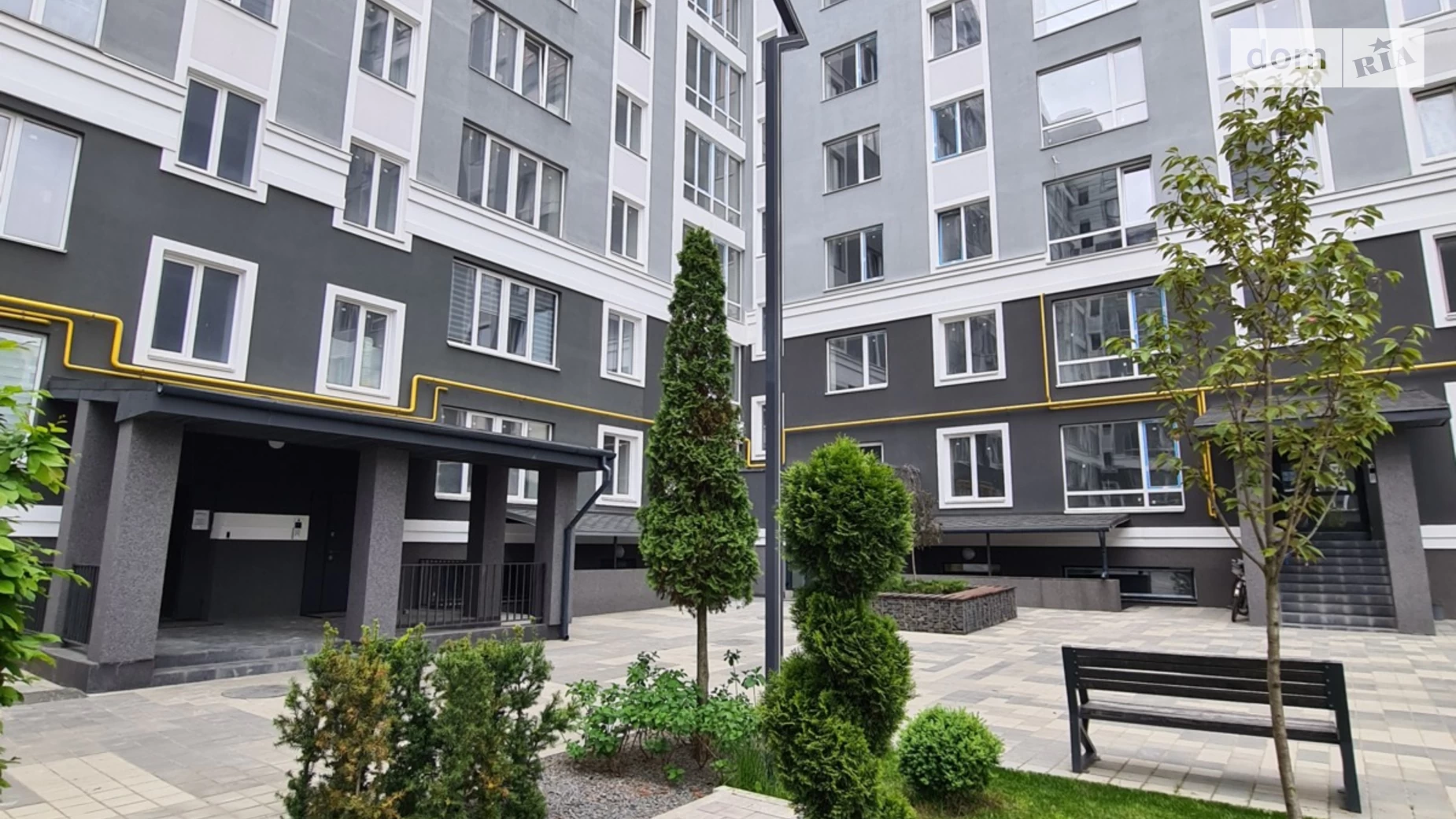 Продается 1-комнатная квартира 39 кв. м в Буче, ул. Ивана Кожедуба, 8А
