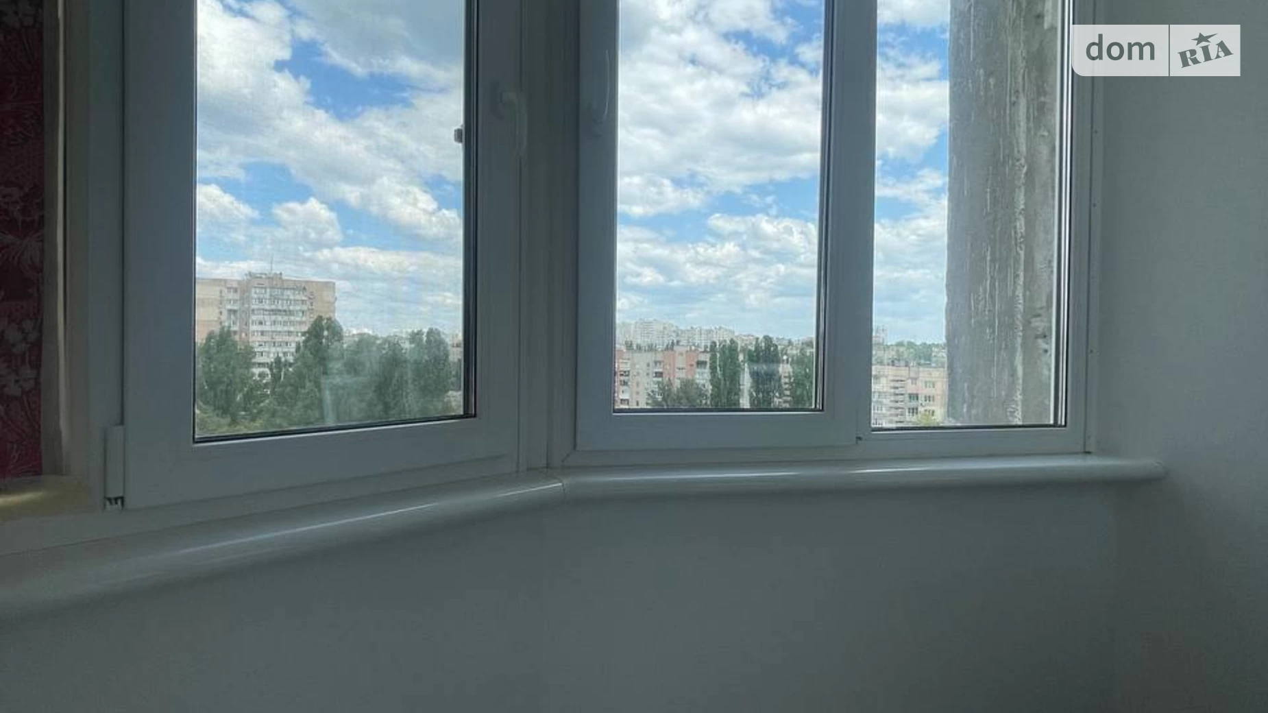 Продается 1-комнатная квартира 42 кв. м в Одессе, просп. Академика Глушко, 38