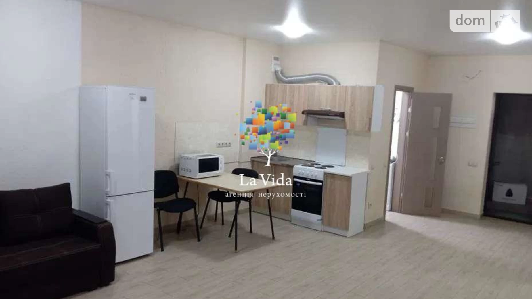 Продається 1-кімнатна квартира 37 кв. м у Вишневому, вул. Київська