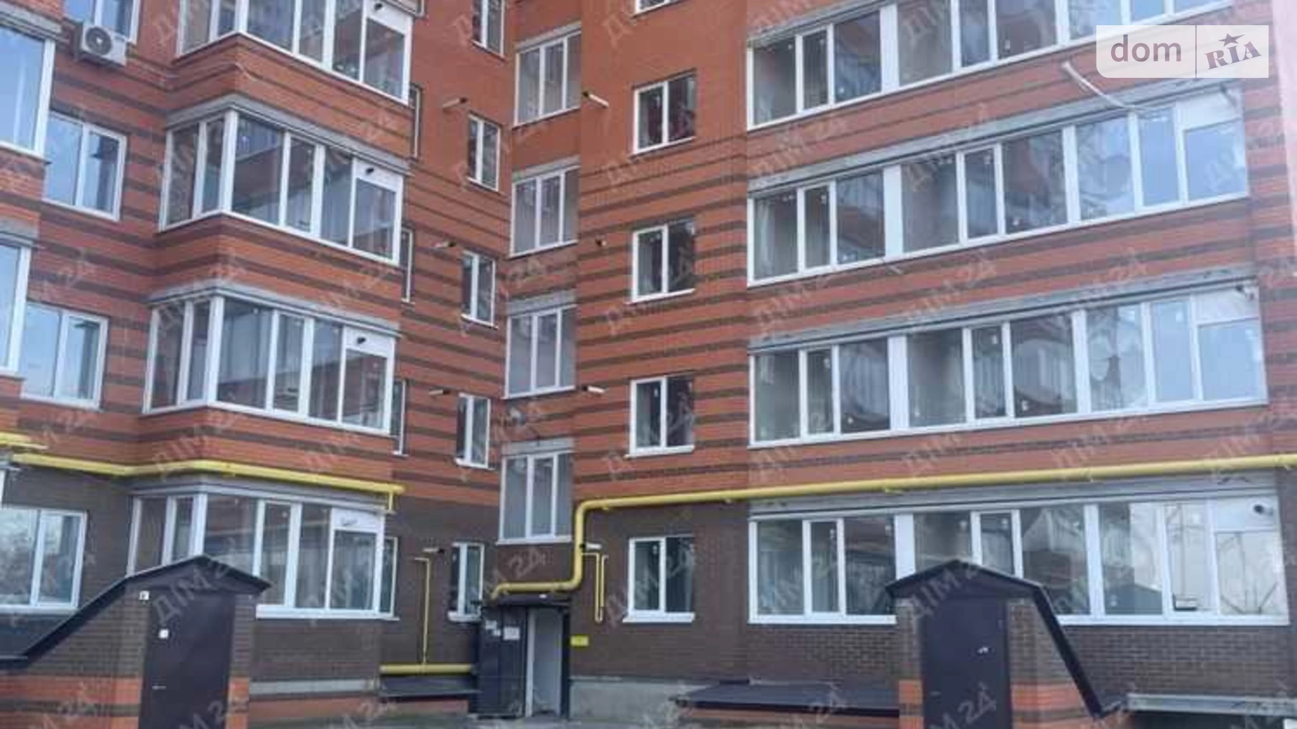 Продается 1-комнатная квартира 66 кв. м в Полтаве, ул. Андриевского Виктора