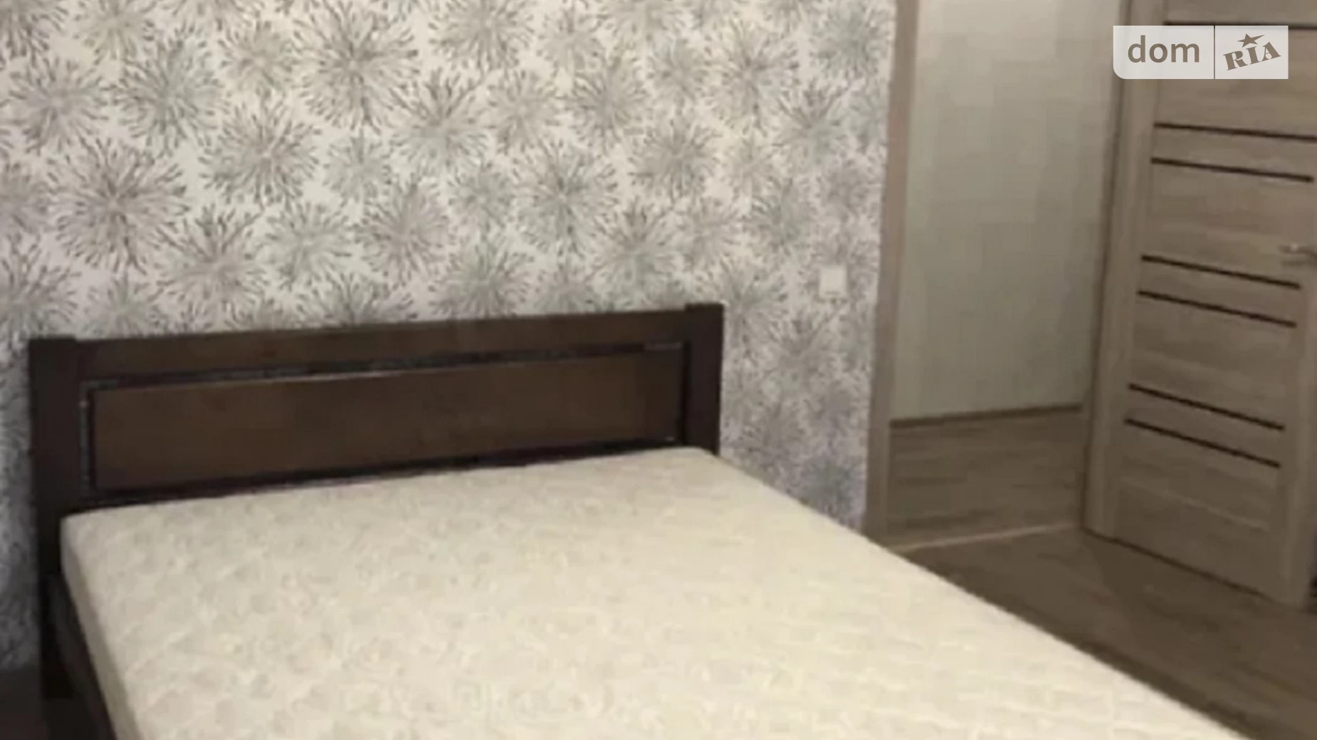 Продается 2-комнатная квартира 54.5 кв. м в Одессе