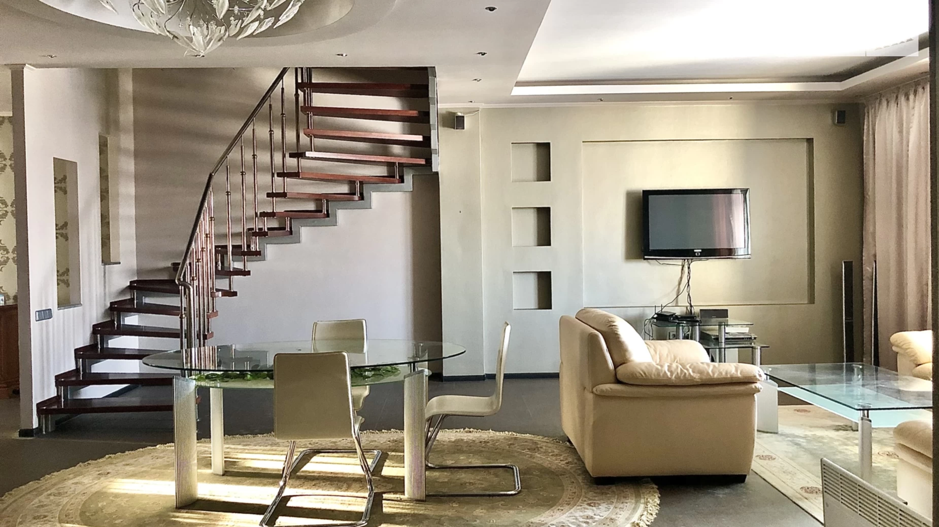 Сдается в аренду 7-комнатная квартира 270 кв. м в, цена: 1800 $ - фото 5