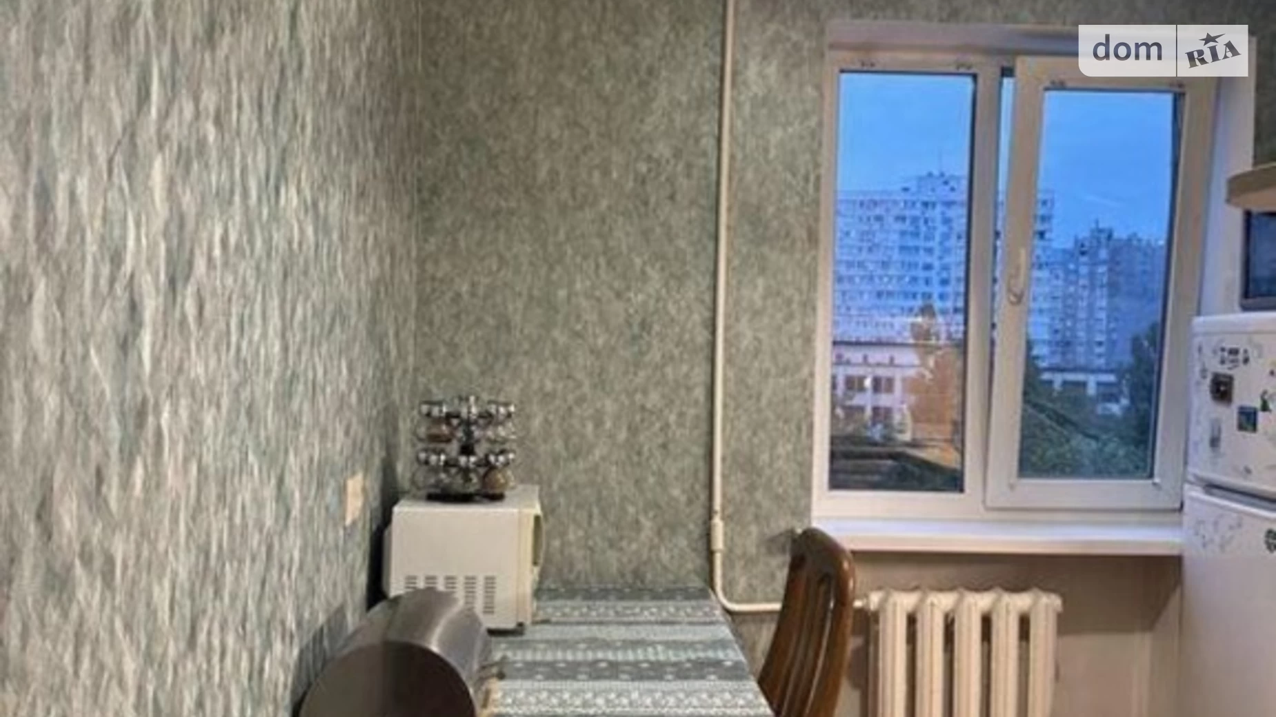 Продается 2-комнатная квартира 43 кв. м в Киеве, Харьковское шоссе, 18