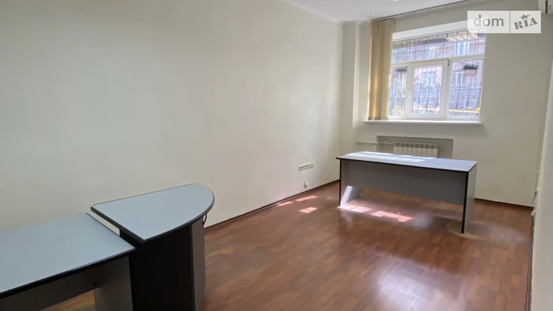 Продается 3-комнатная квартира 70 кв. м в Киеве, ул. Сечевых Стрельцов(Артема), 76