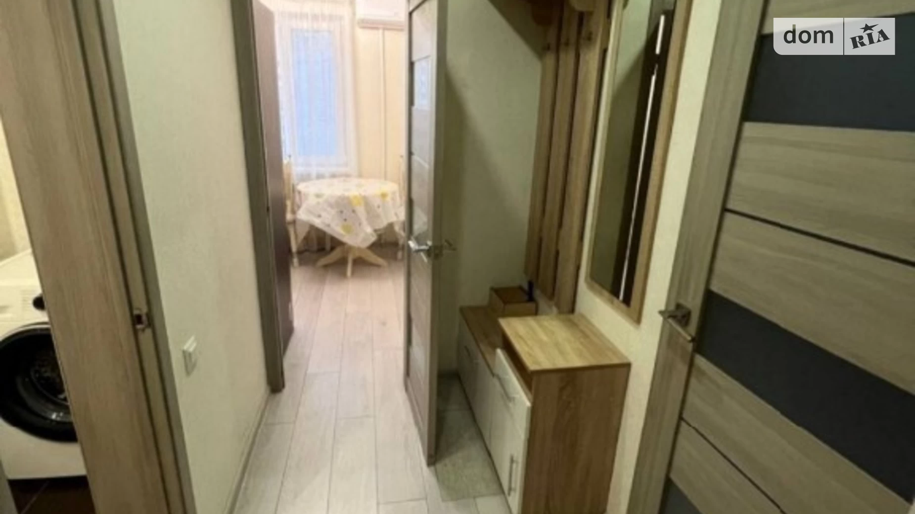Продается 1-комнатная квартира 34.5 кв. м в Одессе