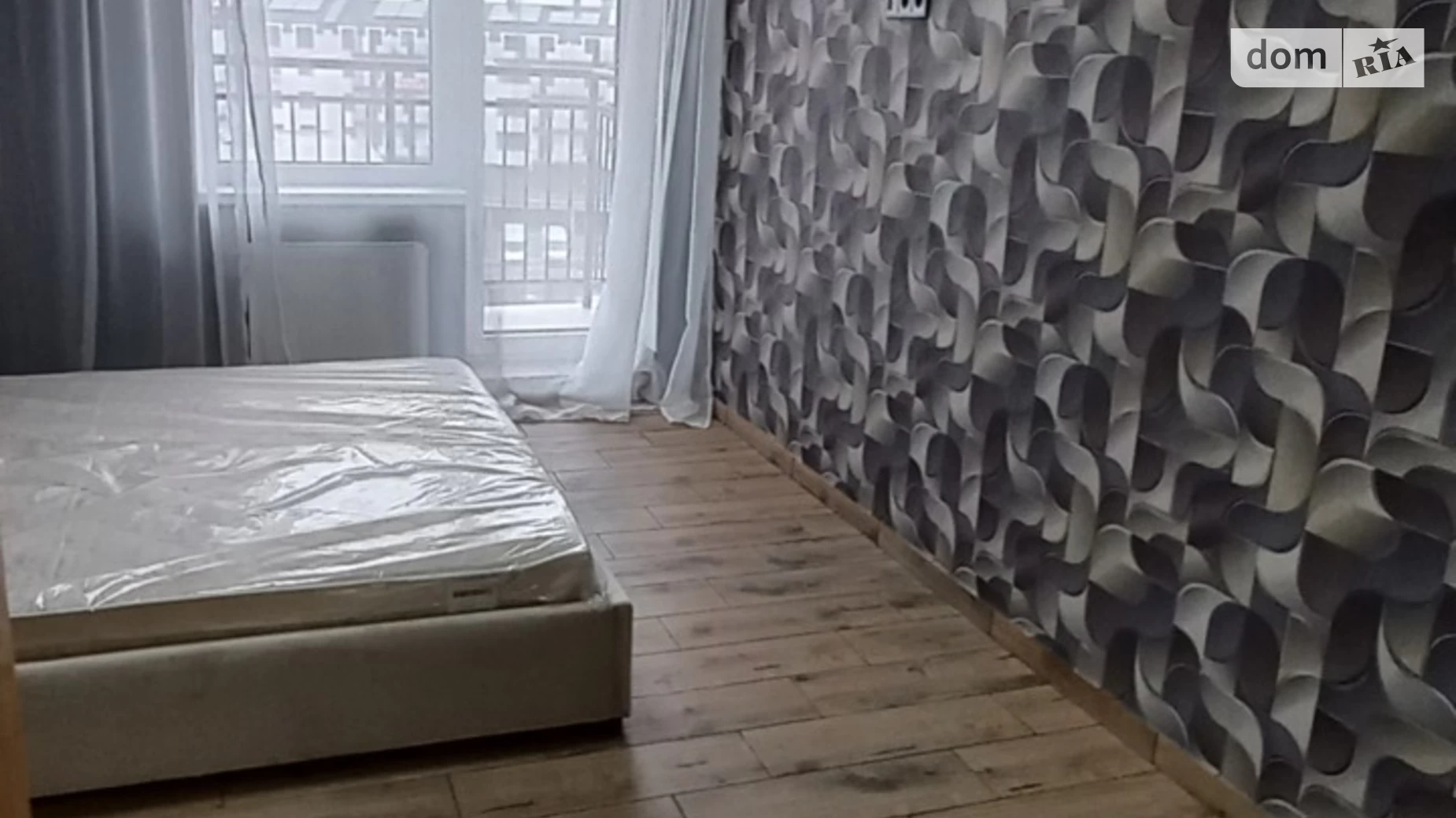 Продается 1-комнатная квартира 38 кв. м в Одессе, ул. Академика Сахарова, 3А