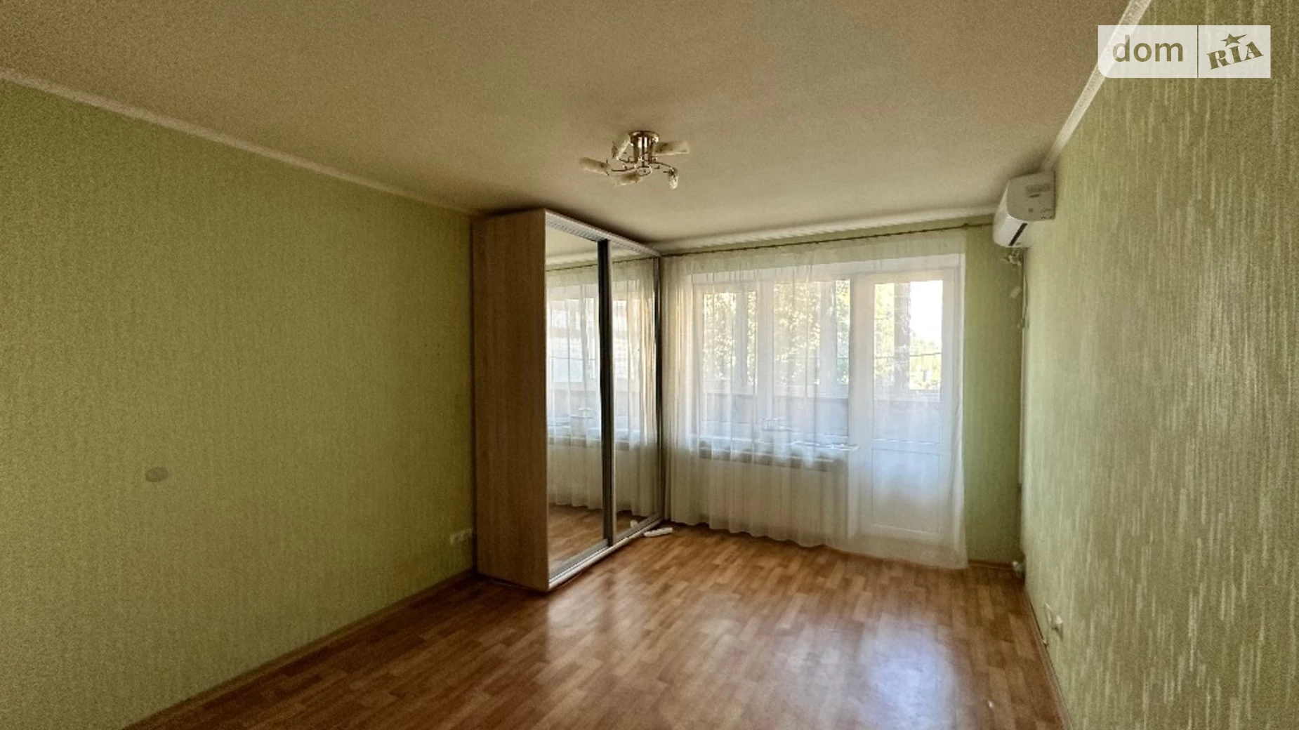 Продается 1-комнатная квартира 40 кв. м в Днепре, ул. Беляева