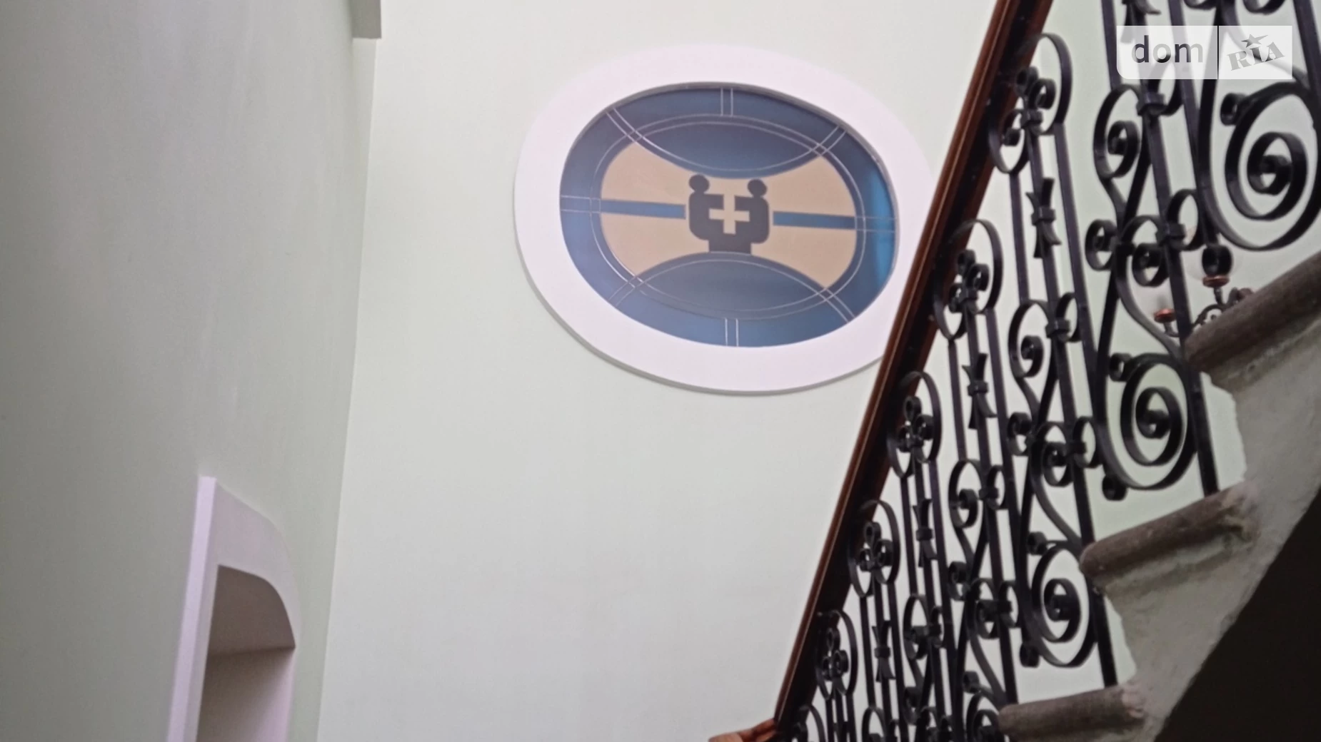 Продается офис 315 кв. м в бизнес-центре, цена: 399000 € - фото 5
