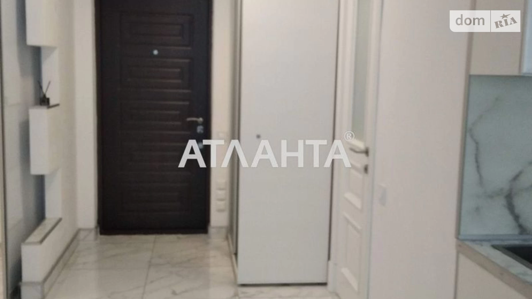 Продается 2-комнатная квартира 44 кв. м в Крыжановке, ул. Академика Сахарова